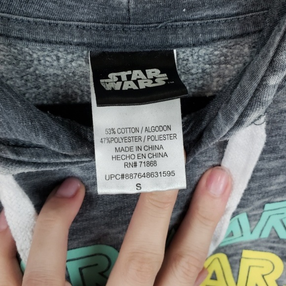 Starwars pull over gray hoodie with colorful print - Picture 2 of 6